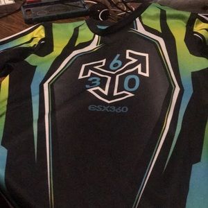 Boys 14/16 NWOT athletic shirt